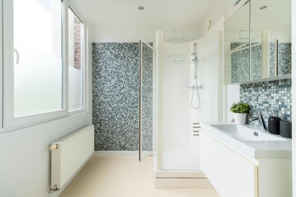 Bright, Spacious Apartments & Perfectly Located In The Heart Of Ghent Exterior photo