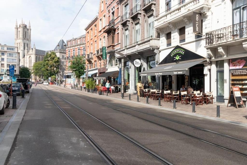 Bright, Spacious Apartments & Perfectly Located In The Heart Of Ghent Exterior photo
