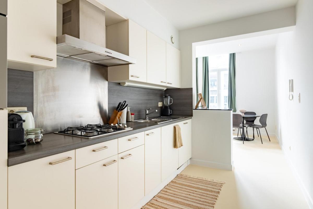 Bright, Spacious Apartments & Perfectly Located In The Heart Of Ghent Exterior photo